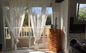 Beautiful Equipped Studio Near The Sea